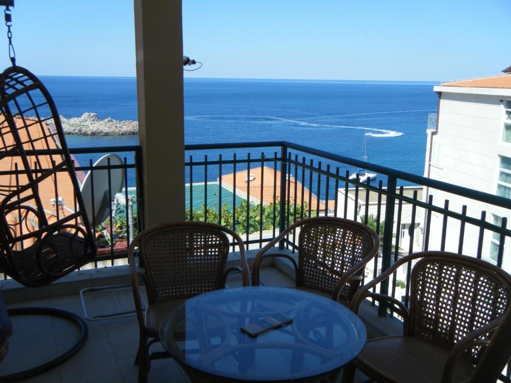 Apartments Rales Sveti Stefan Luaran gambar